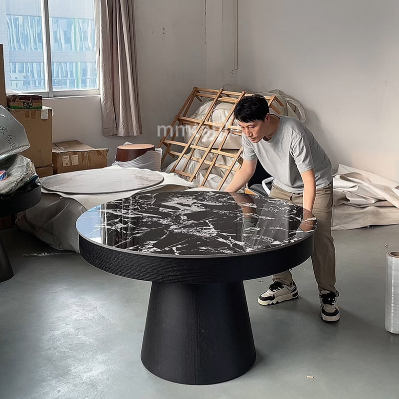 table ronde extensible noires de 1,3 à 1,8 mètres